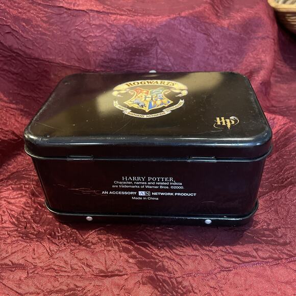 HOGWARTS Harry Potter Metal Tin Snack Box Carry Mini 6x3x4” - Picture 2 of 8